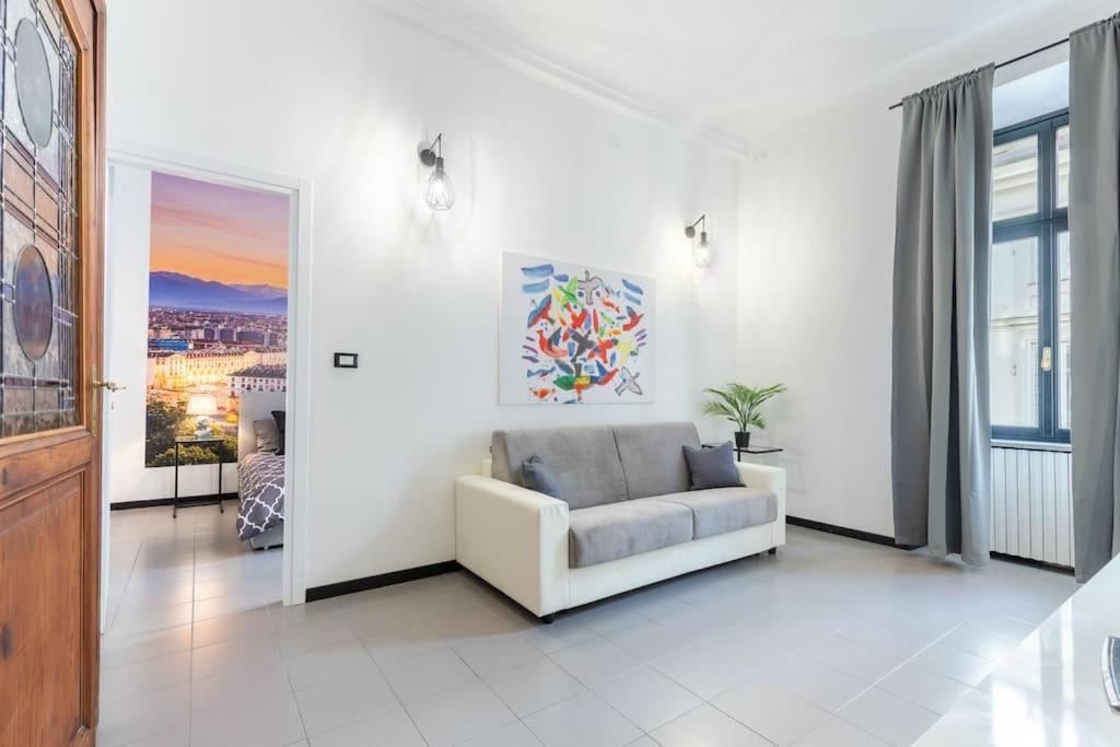 Historical Suite - Pieno Centro - Porta Nuova- Piazza Castello Torino Esterno foto